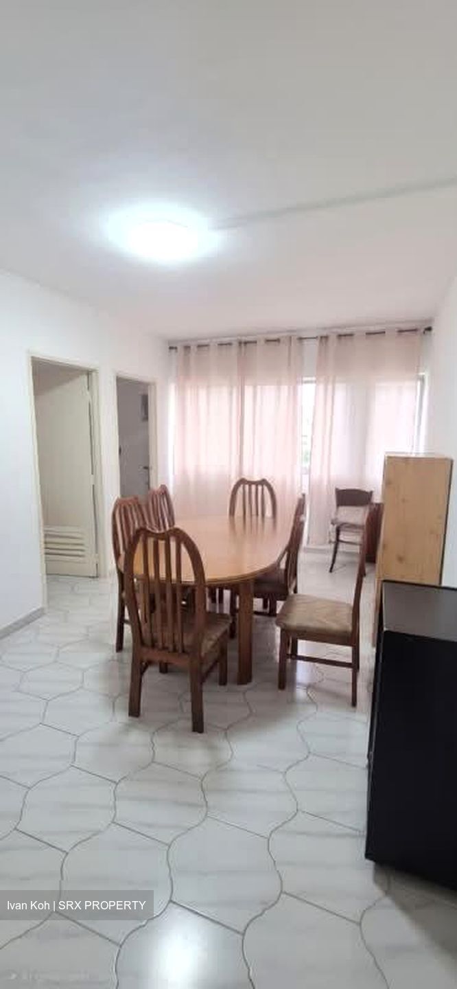 Blk 826 Yishun Street 81 (Yishun), HDB Executive #594109161